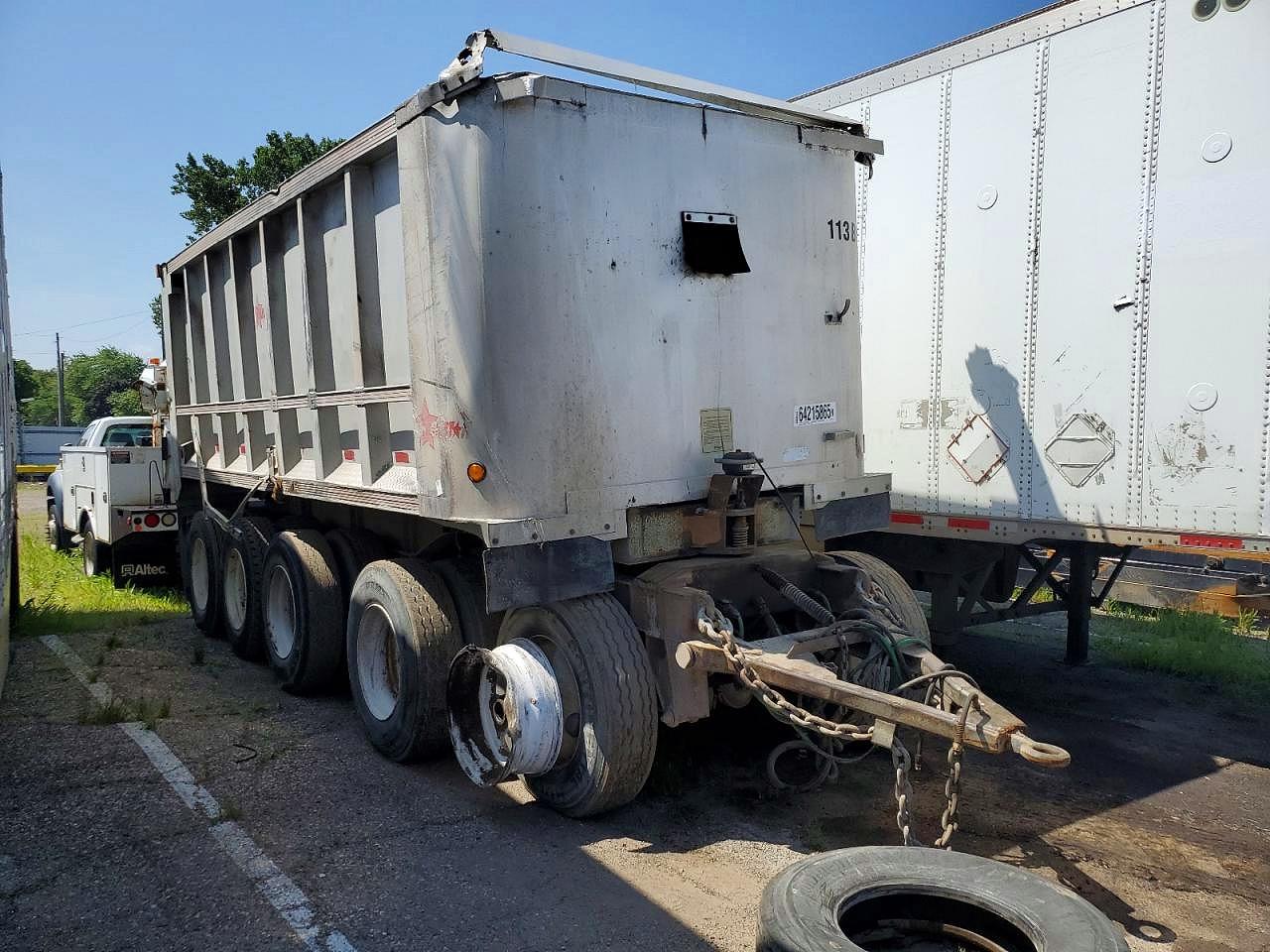 Salvage Trail Star Trailers Image