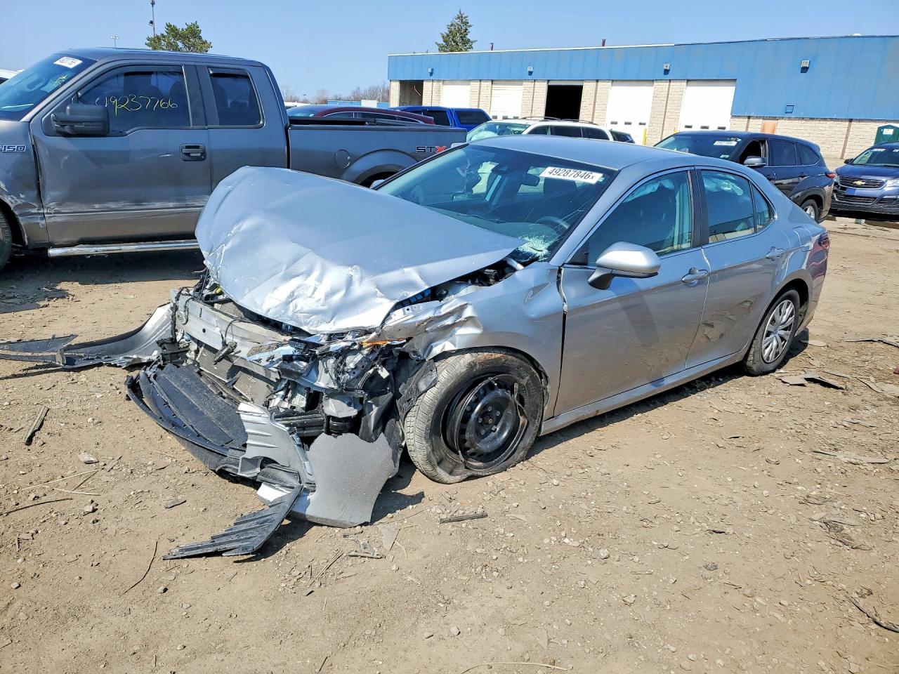 Salvage Toyota Camry Image