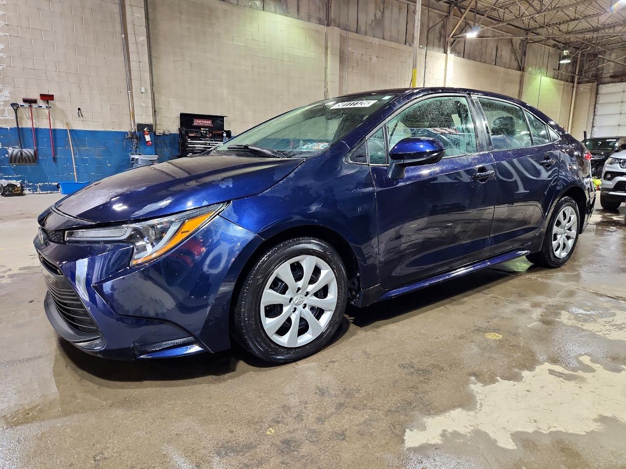Salvage Toyota Corolla Image