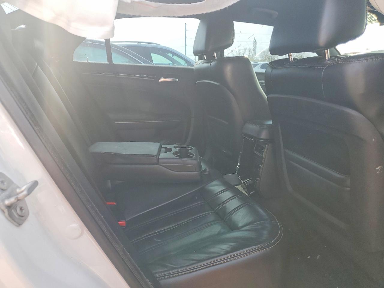 Chrysler 300 S