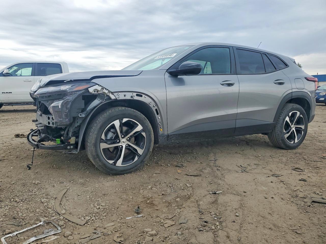 Salvage Chevrolet Trax Image