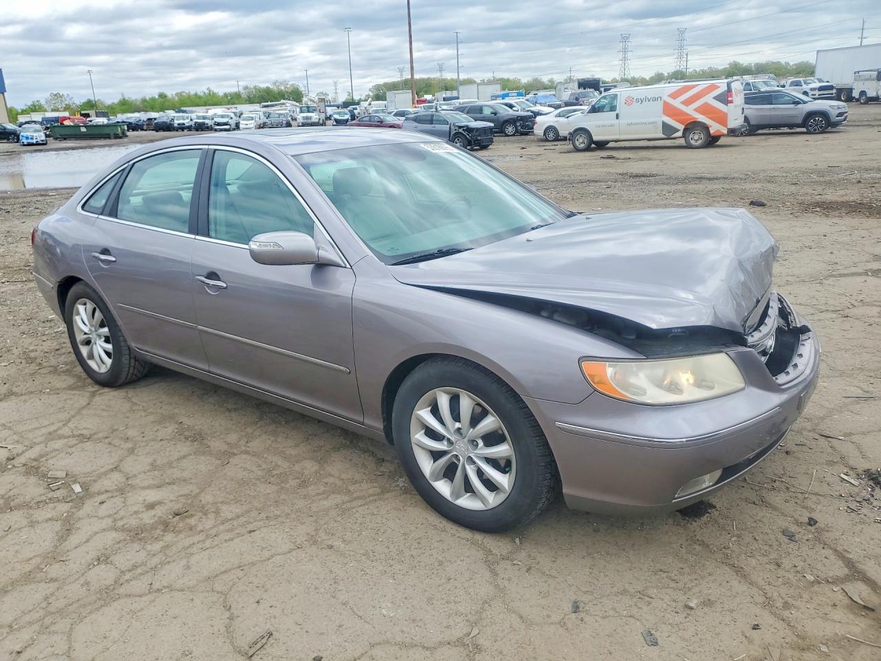 Hyundai Azera Se