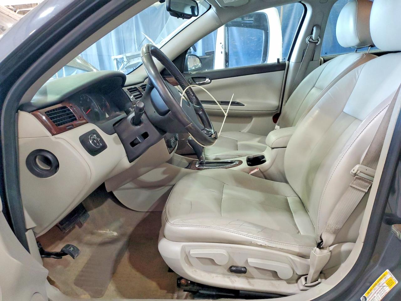 Chevrolet Impala Lt