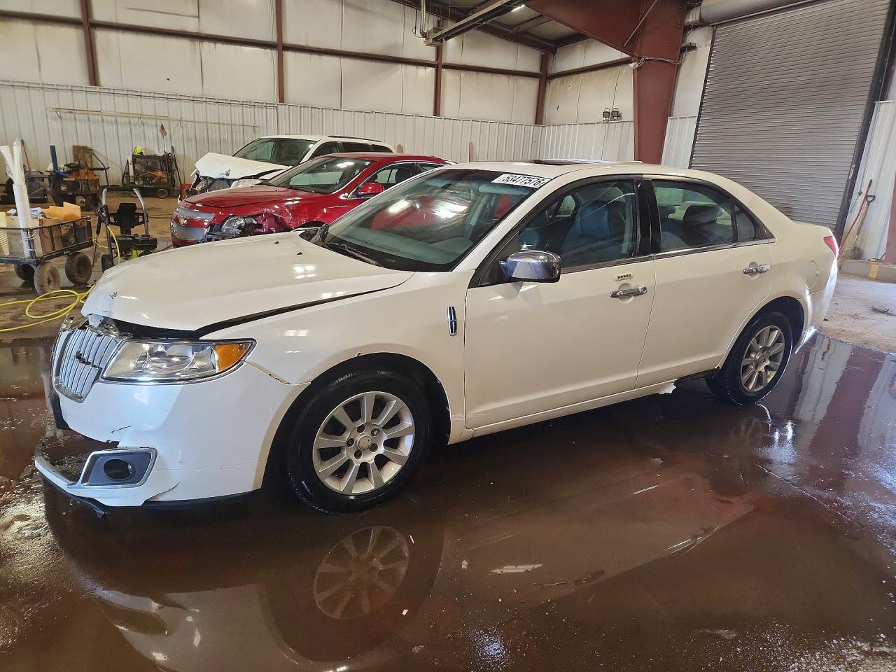 Salvage Lincoln MKZ Image