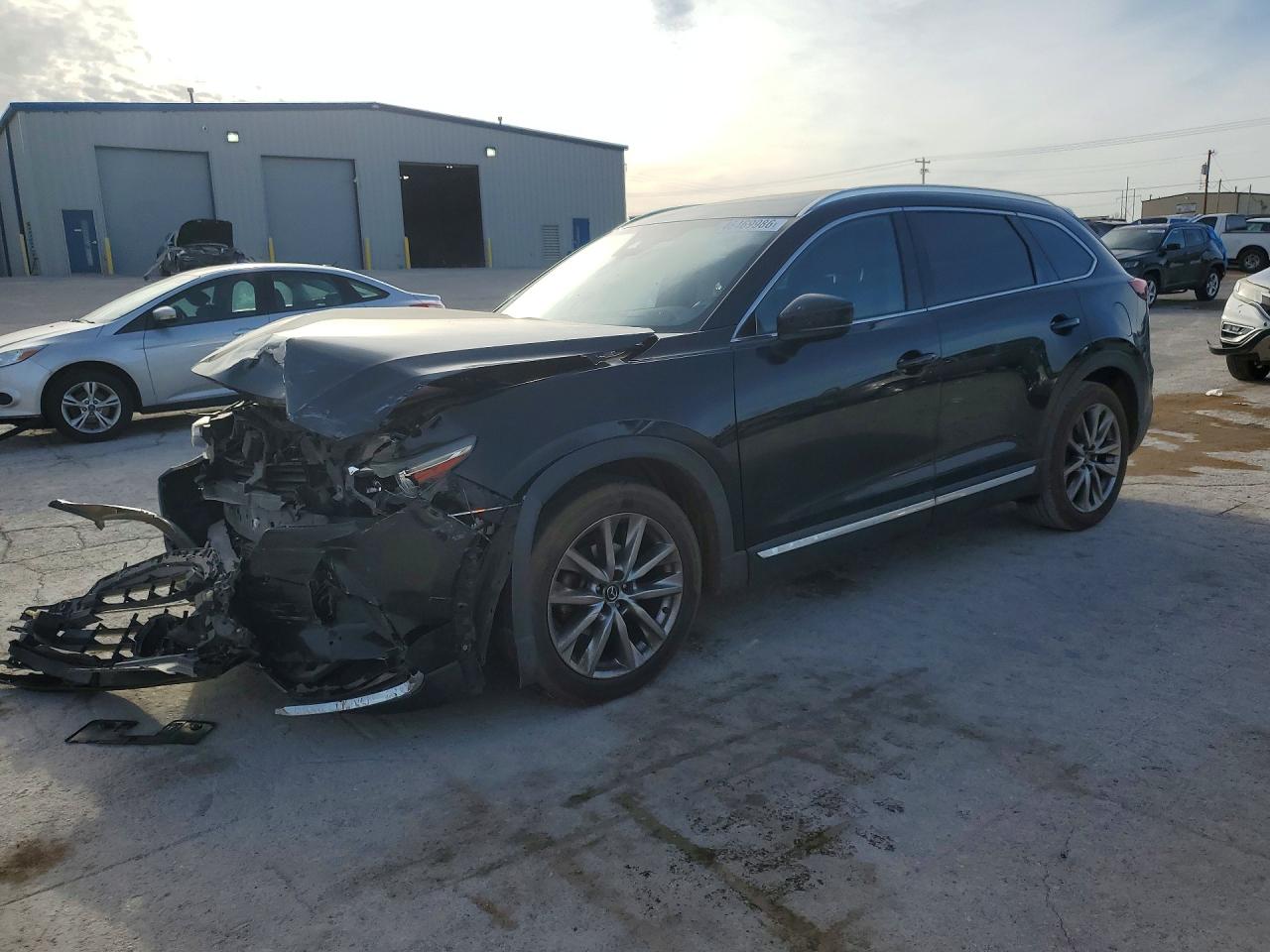 Salvage Mazda Cx Image