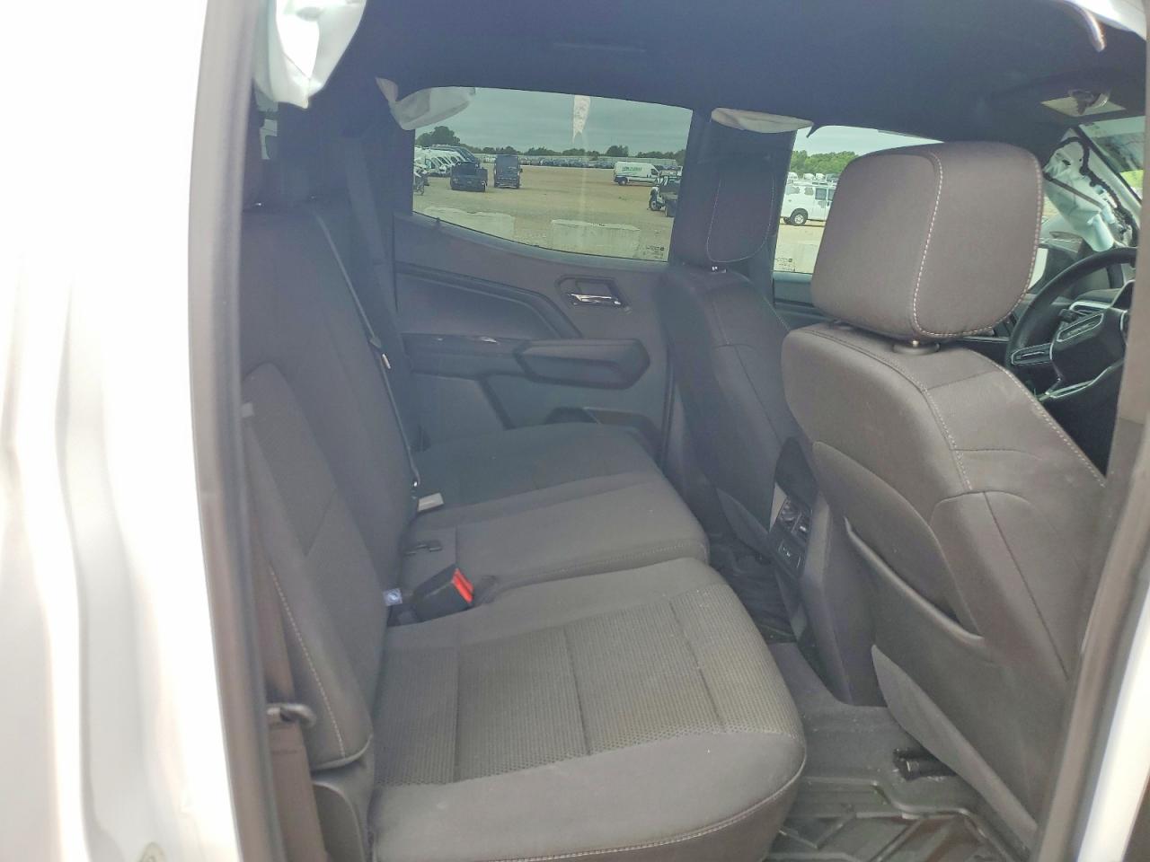 GMC Canyon Elevation