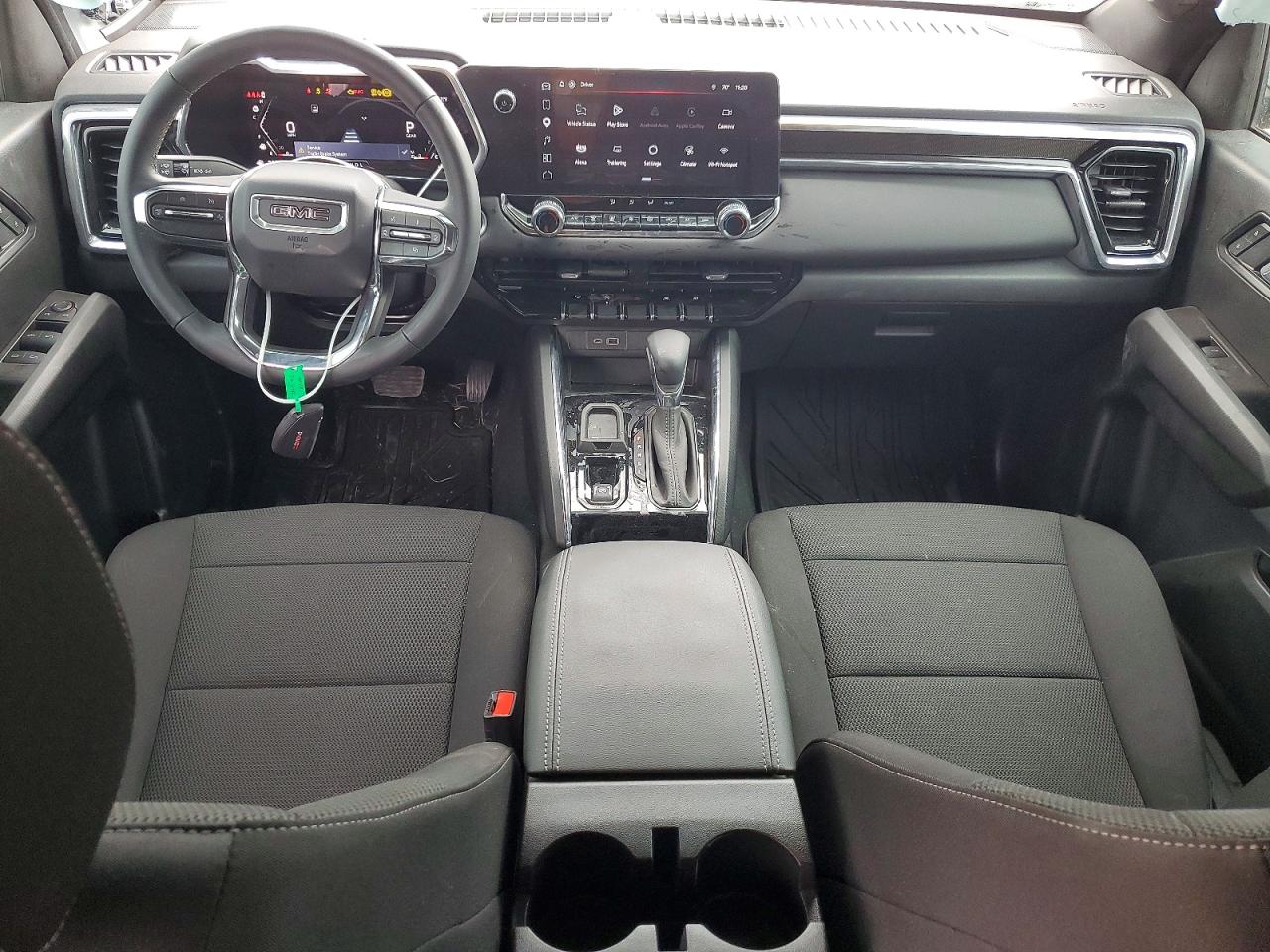 GMC Canyon Elevation