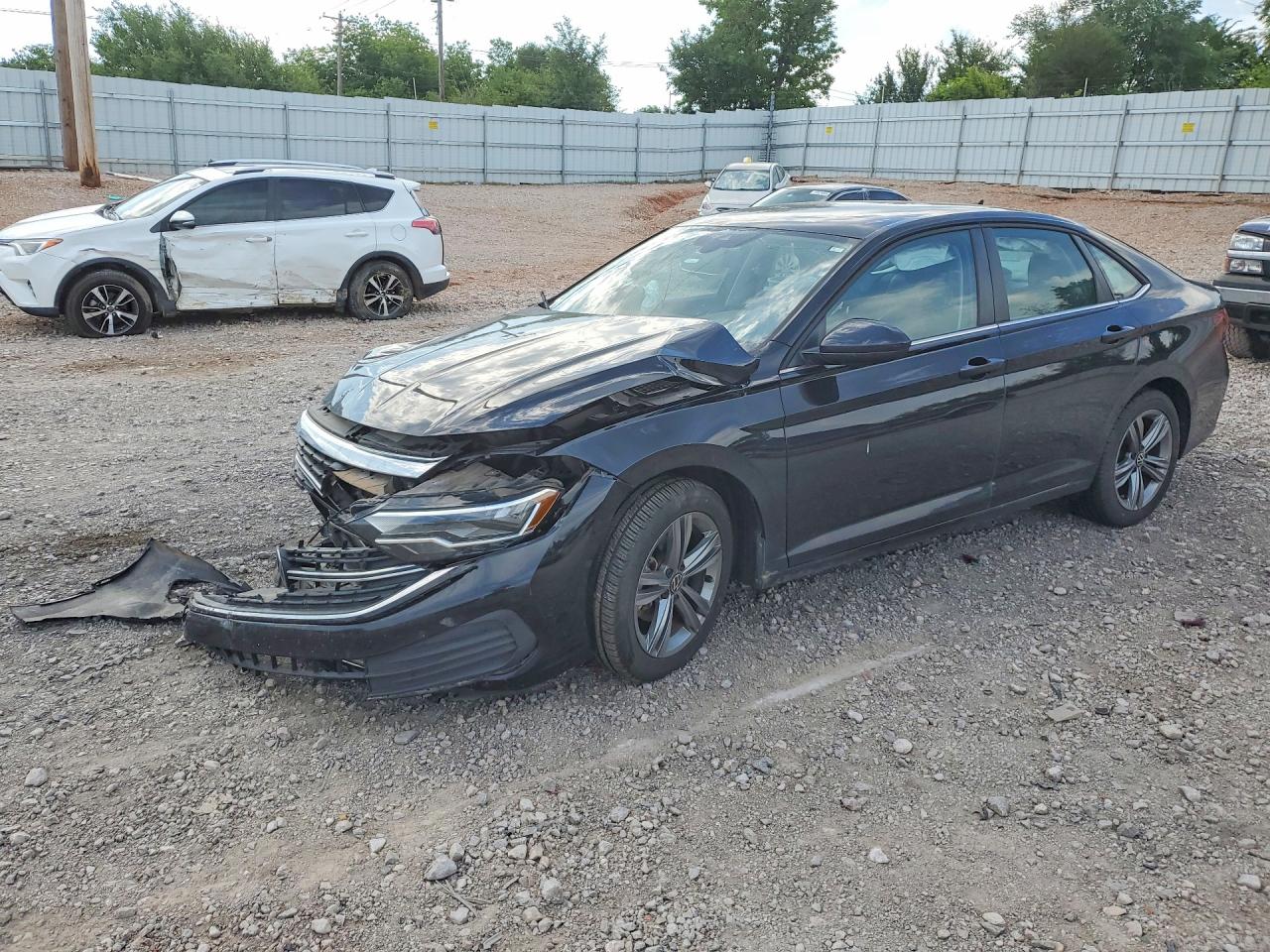 Salvage Volkswagen Jetta Image