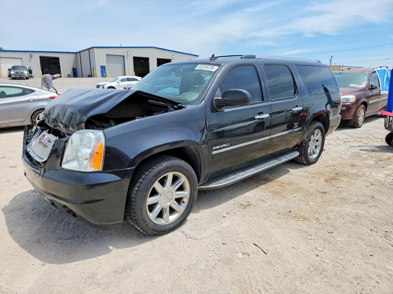 Salvage GMC Yukon Image
