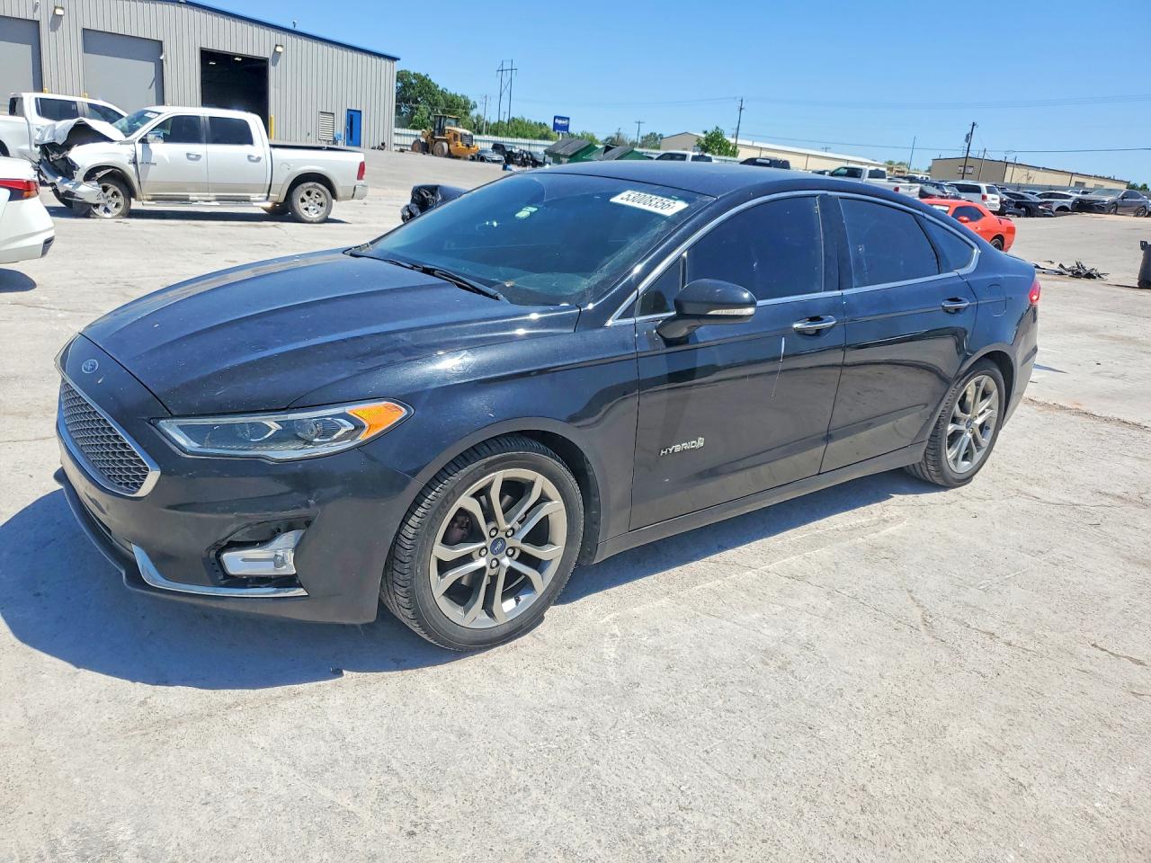 Salvage Ford Fusion Image