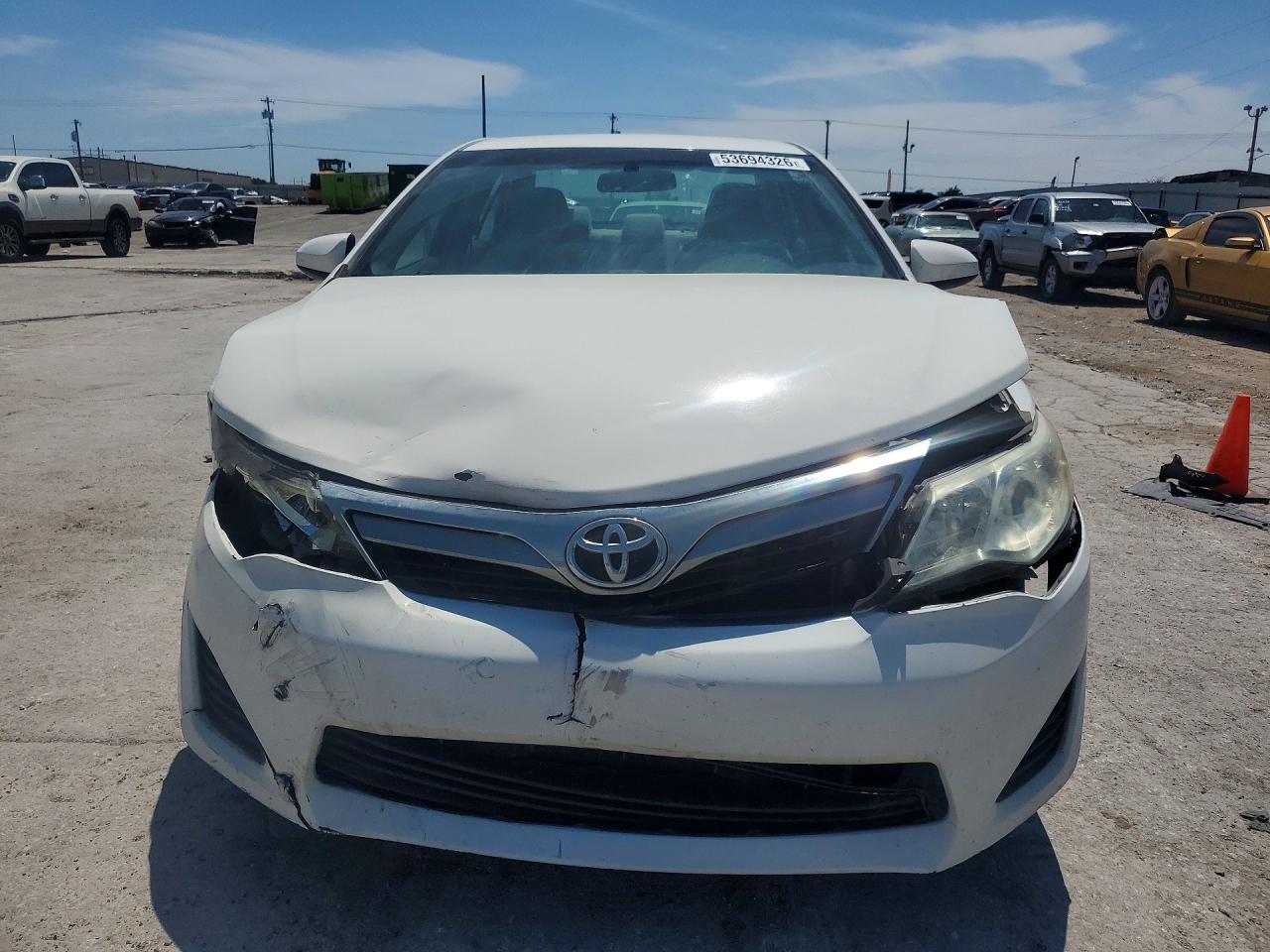 Toyota Camry Le