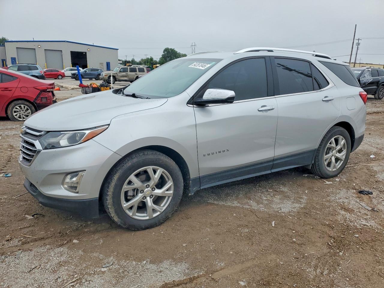 Salvage Chevrolet Equinox Image