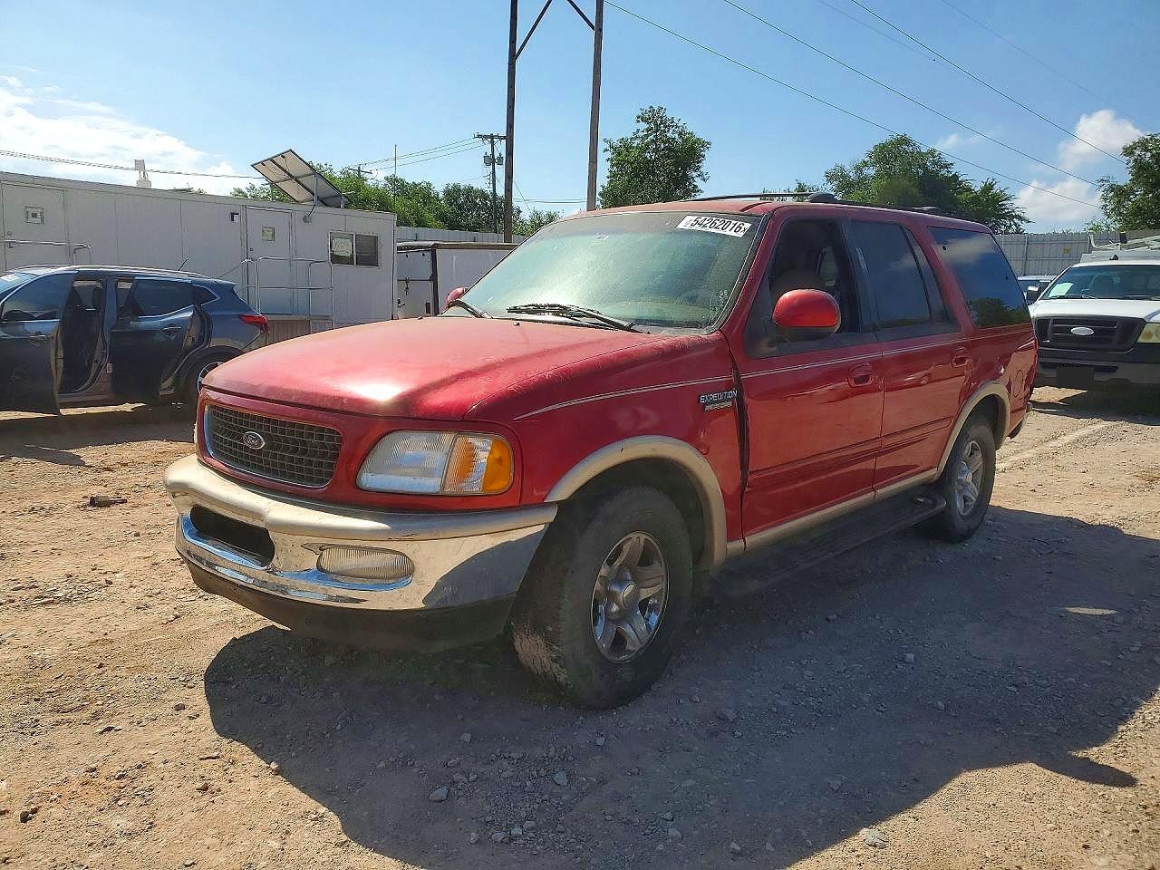 Salvage Ford Expedition Image
