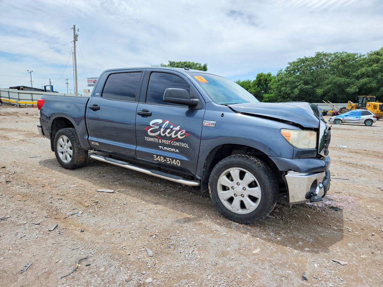 Toyota Tundra Crewmax Sr5