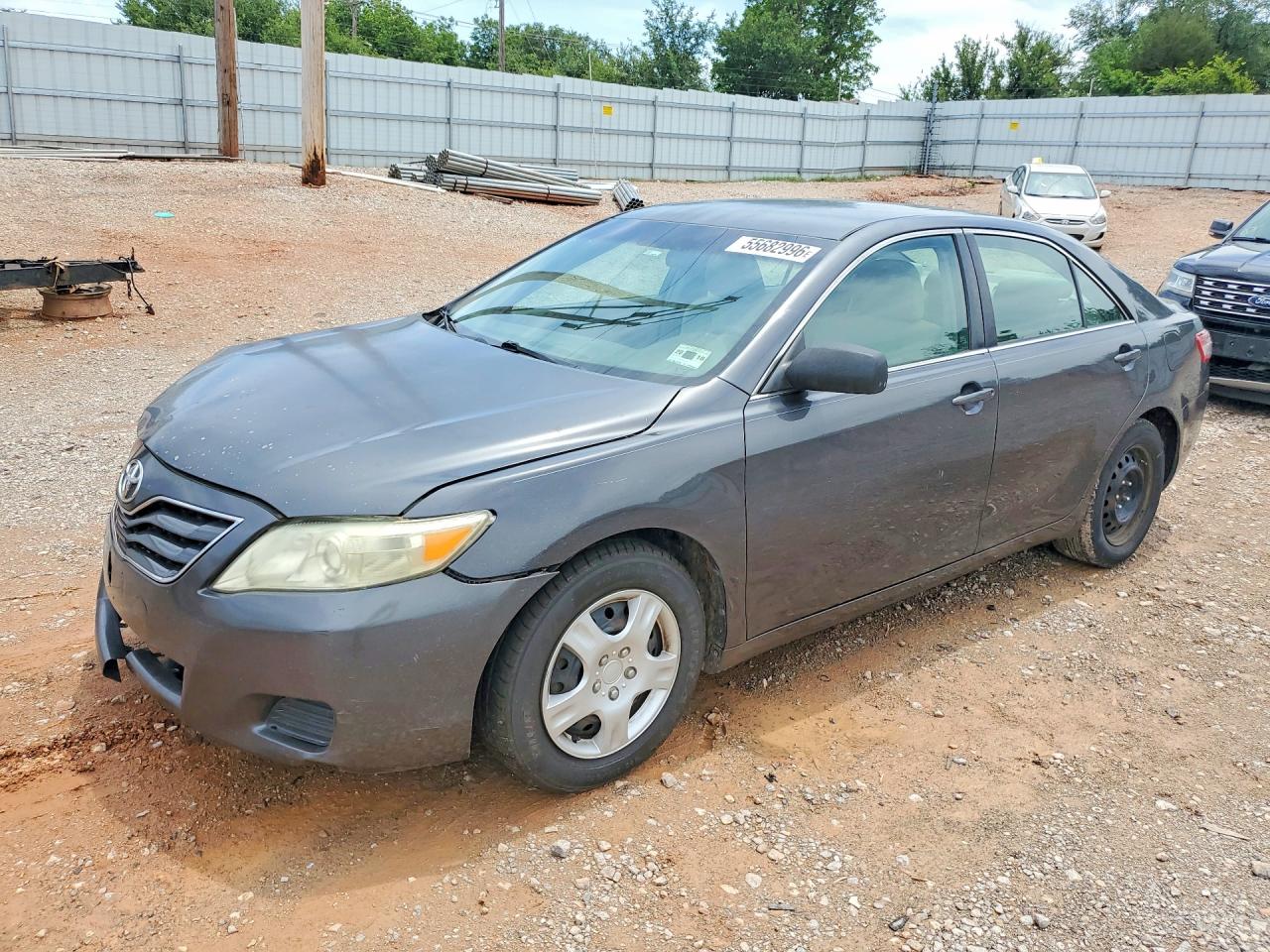 Salvage Toyota Camry Image