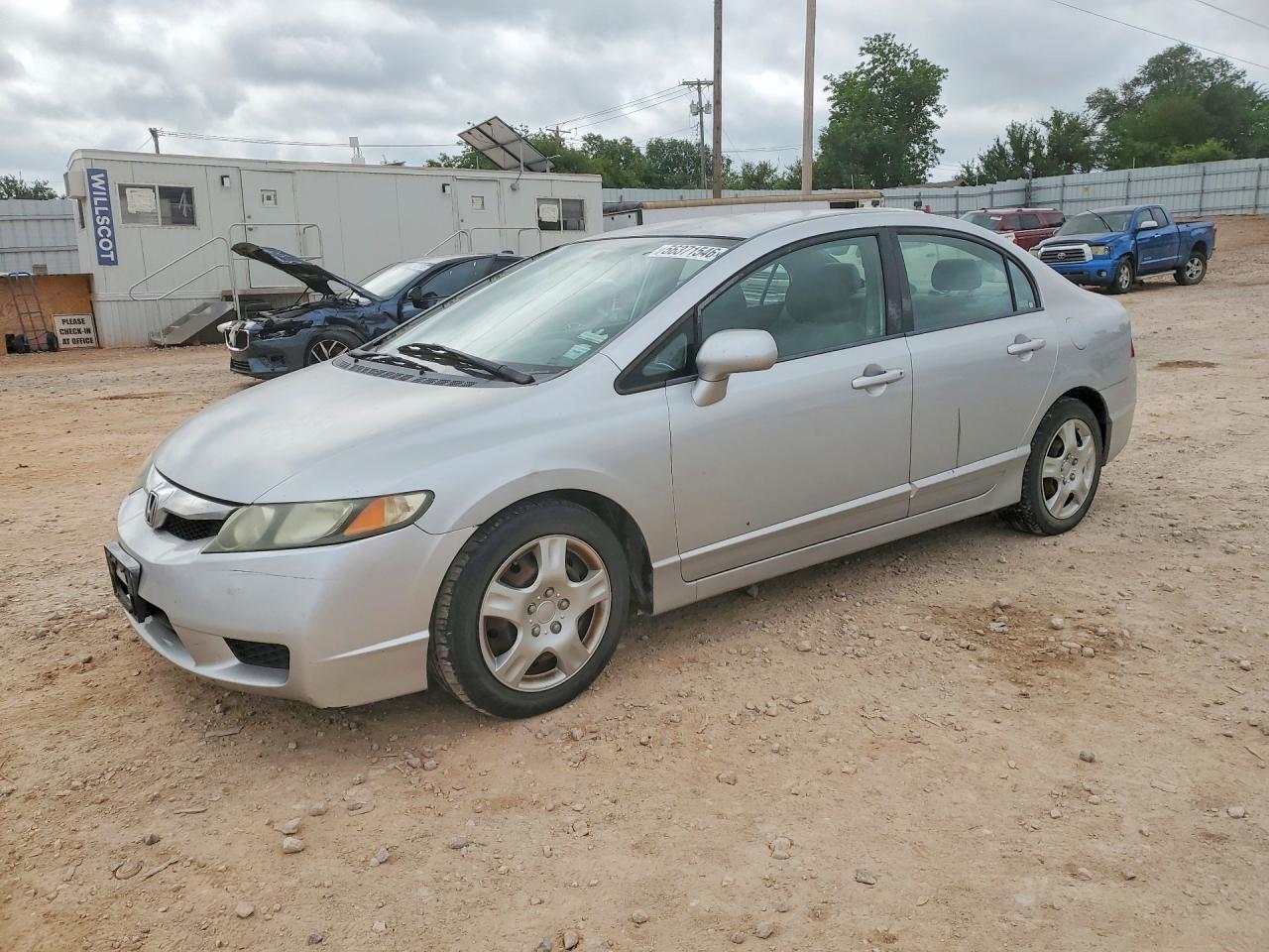 Salvage Honda Civic Image