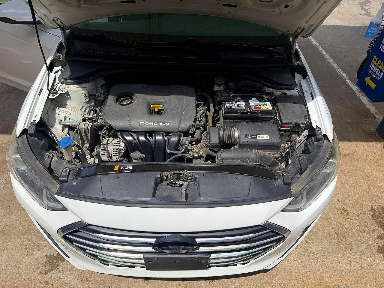 Hyundai ELANTRA Se