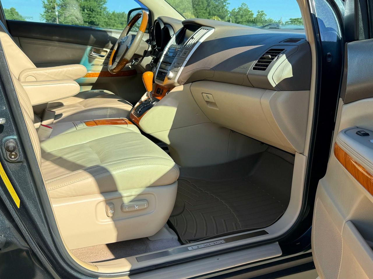 Lexus RX 330