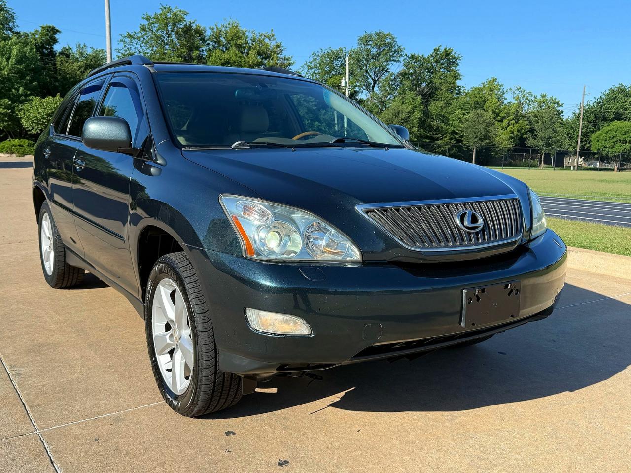 Salvage Lexus RX Image