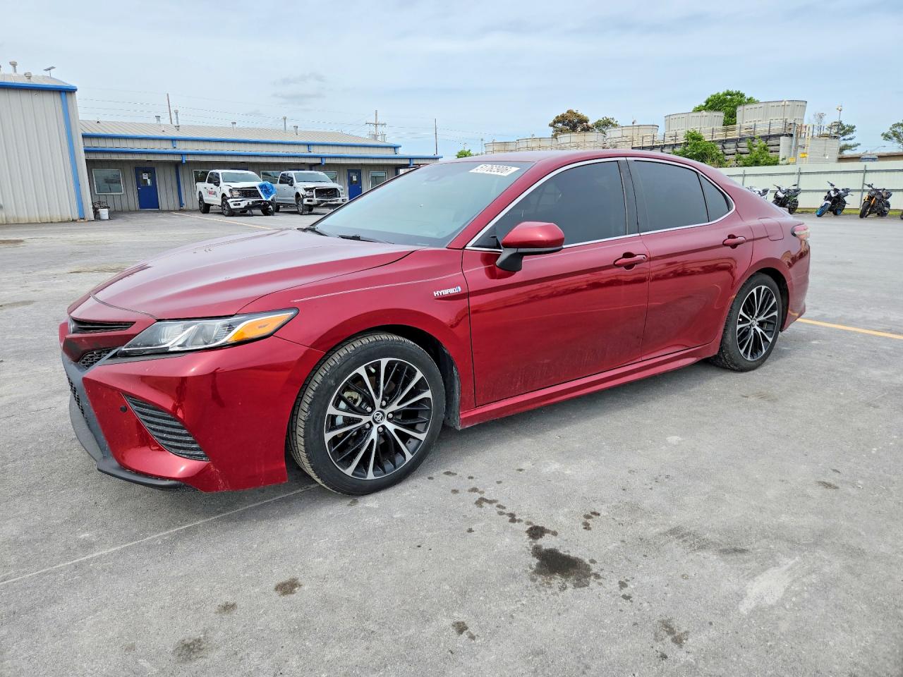 Salvage Toyota Camry Image