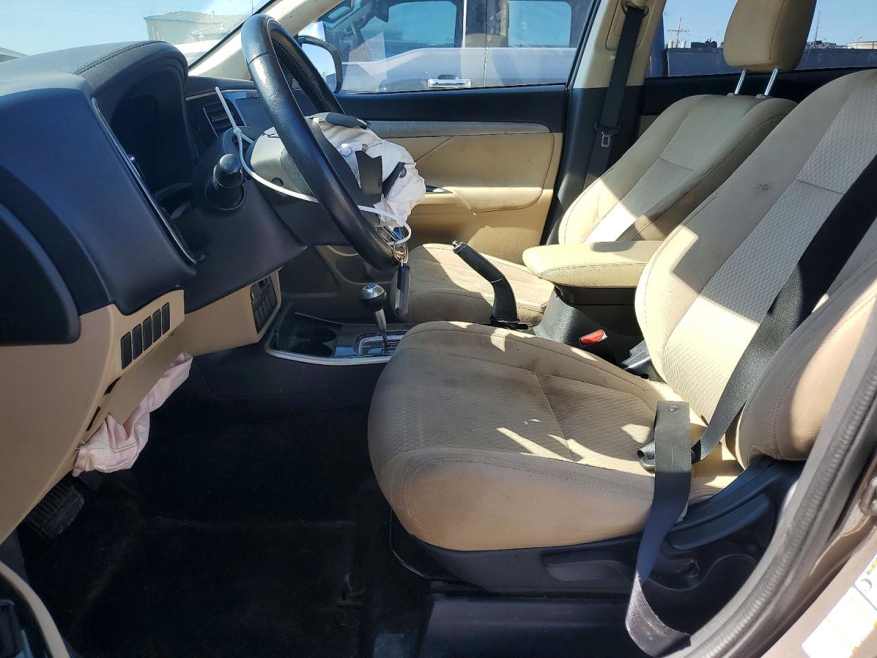 Mitsubishi Outlander Se