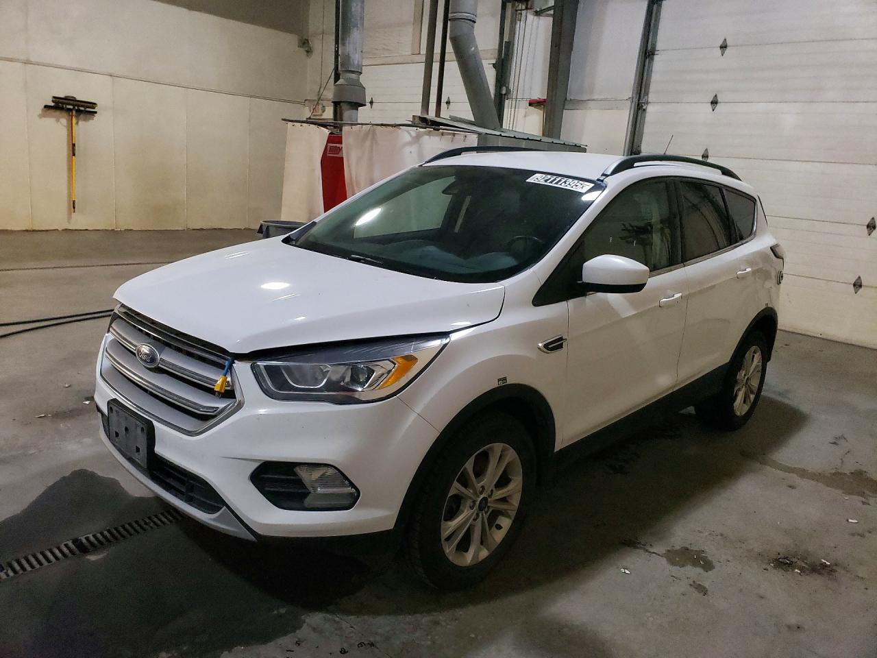 Salvage Ford Escape Image