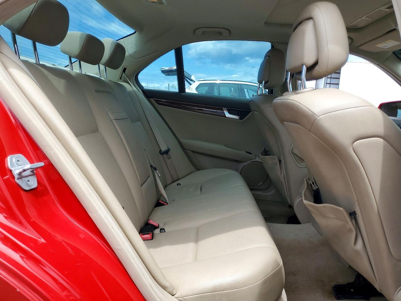 Mercedes-Benz C-Class 300