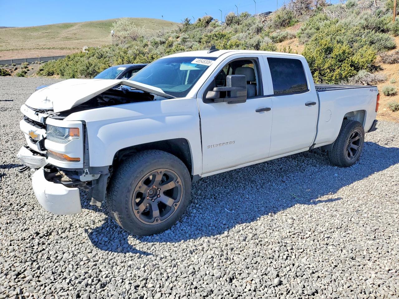 Salvage Chevrolet Silverado Image