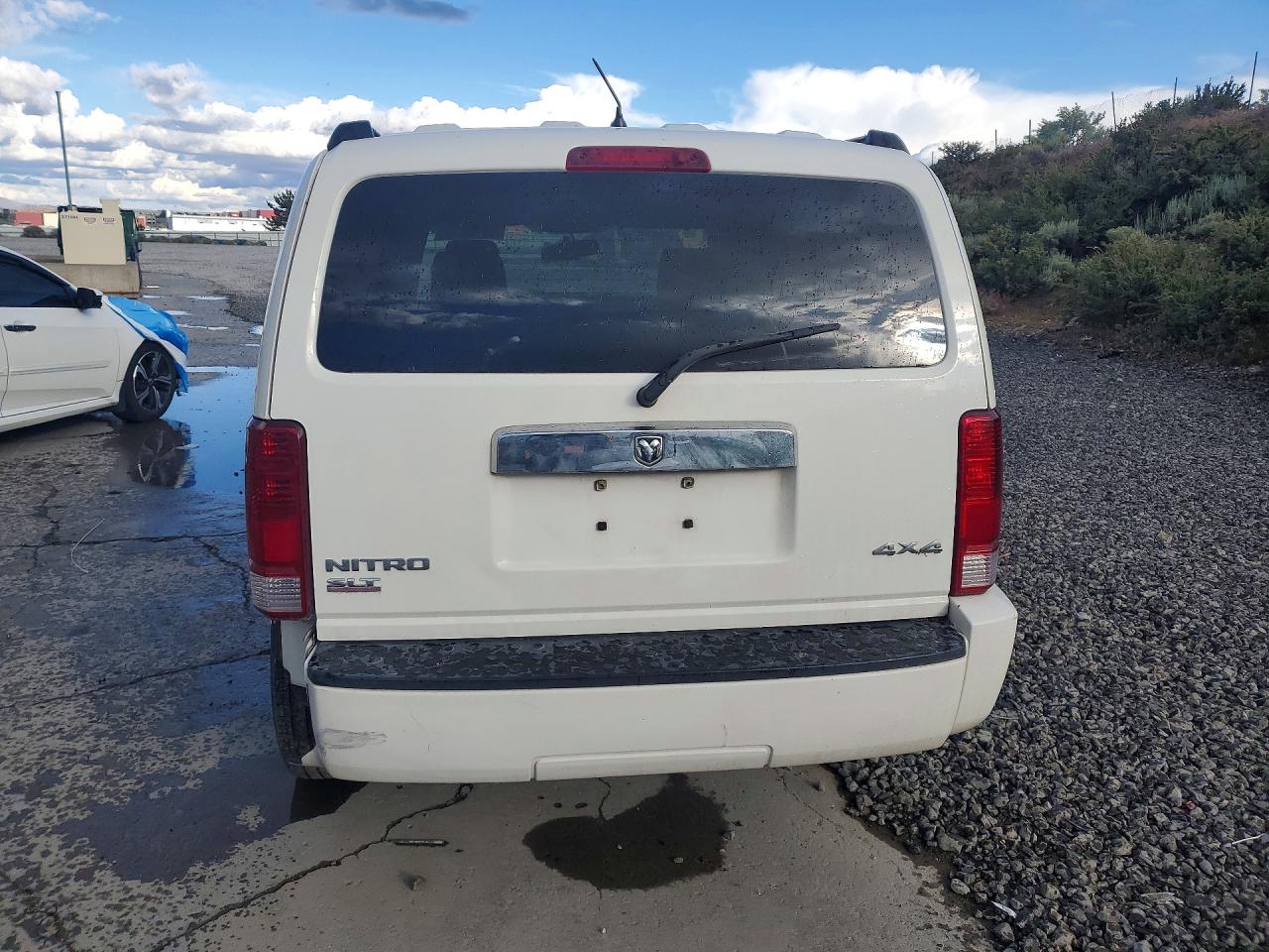 Dodge Nitro Slt