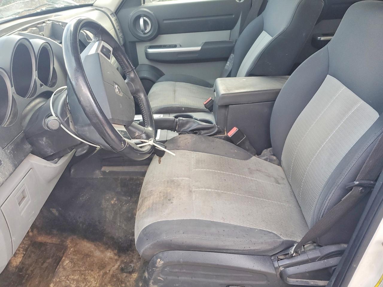 Dodge Nitro Slt