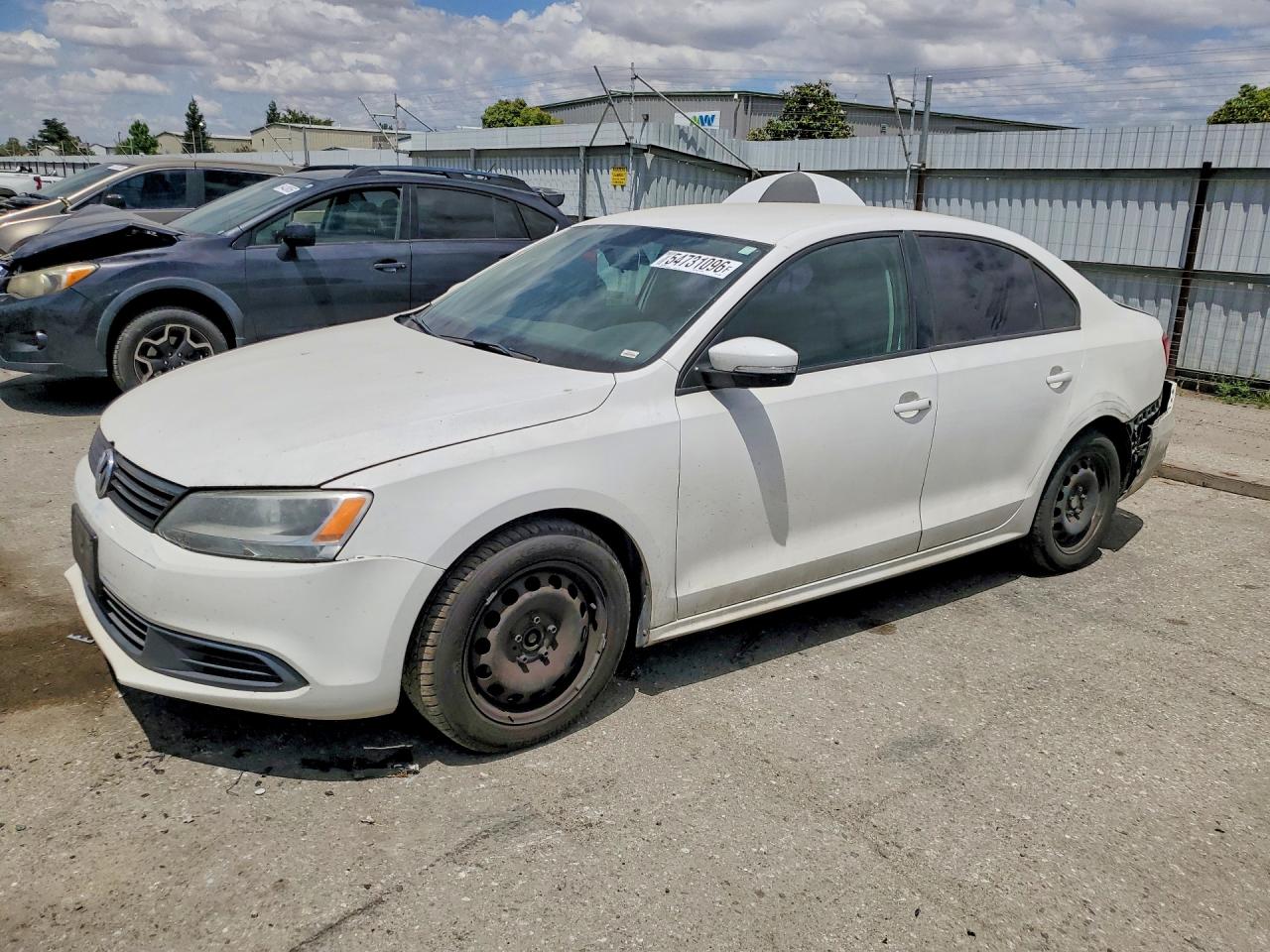 Salvage Volkswagen Jetta Image