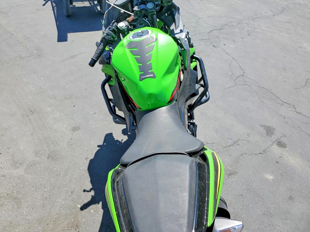 Kawasaki Ex400