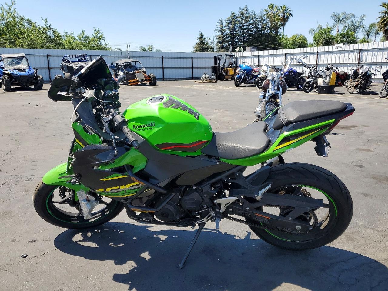 Kawasaki Ex400