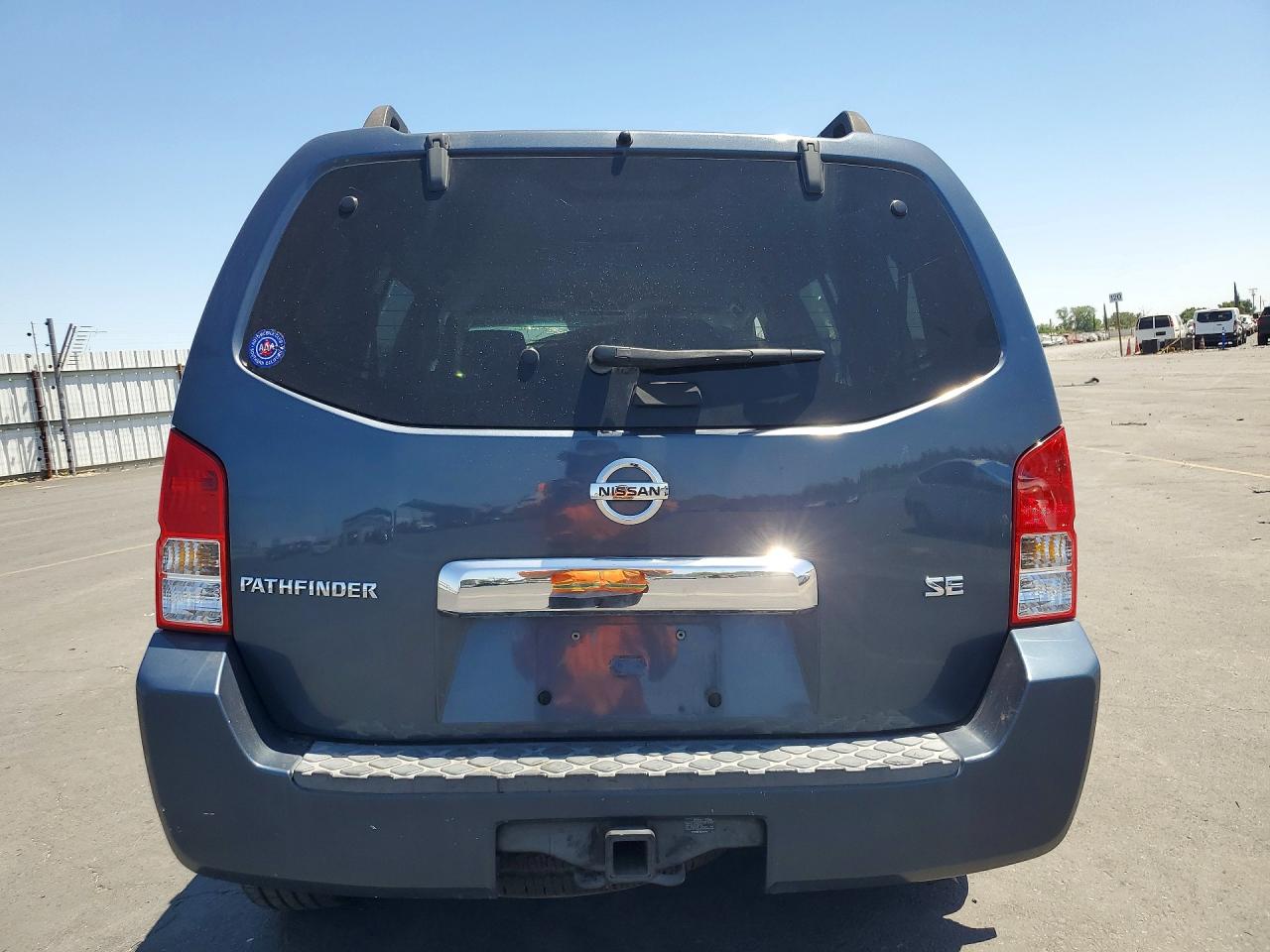 Nissan Pathfinder S