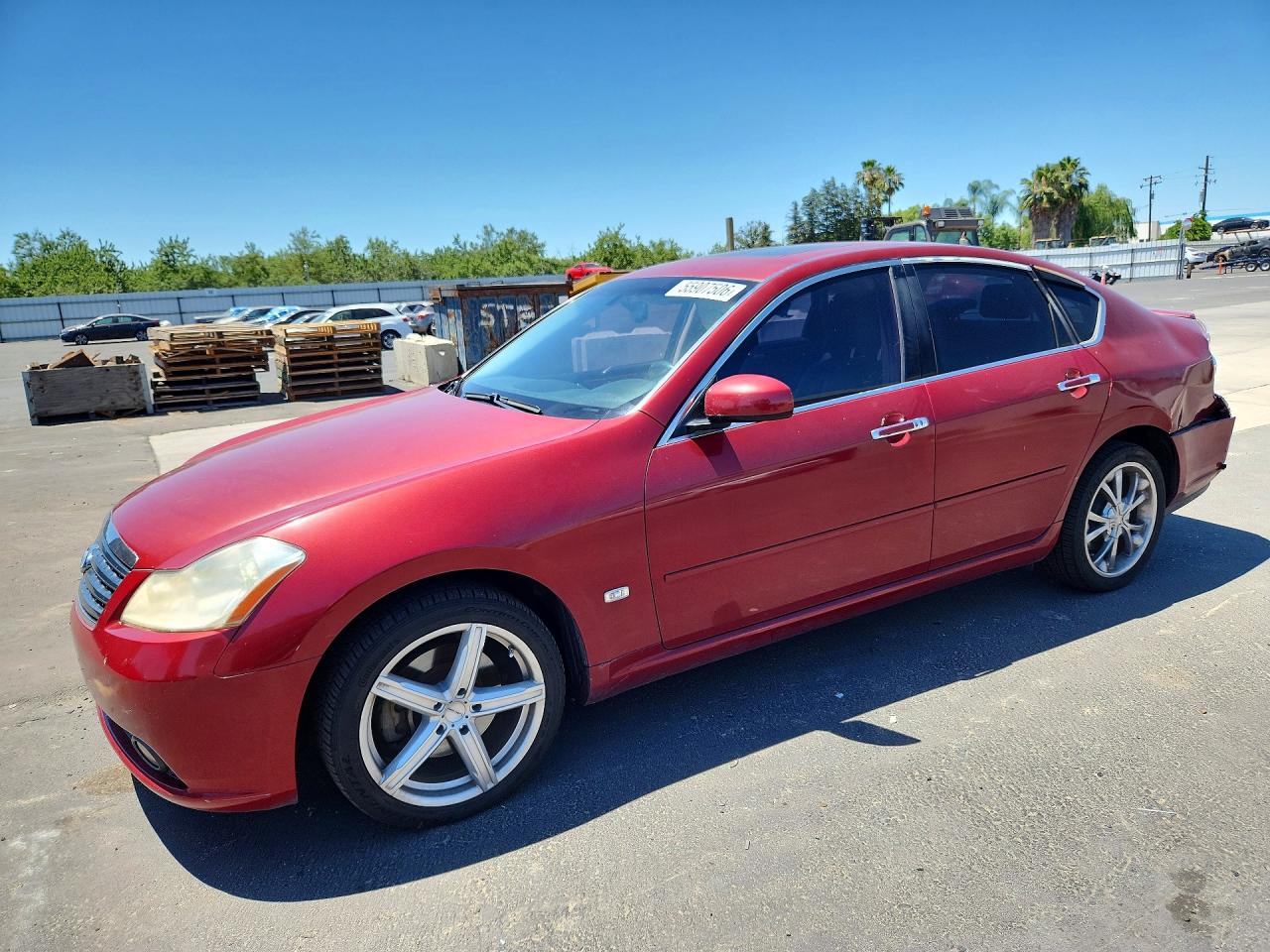 Salvage INFINITI M35 Image