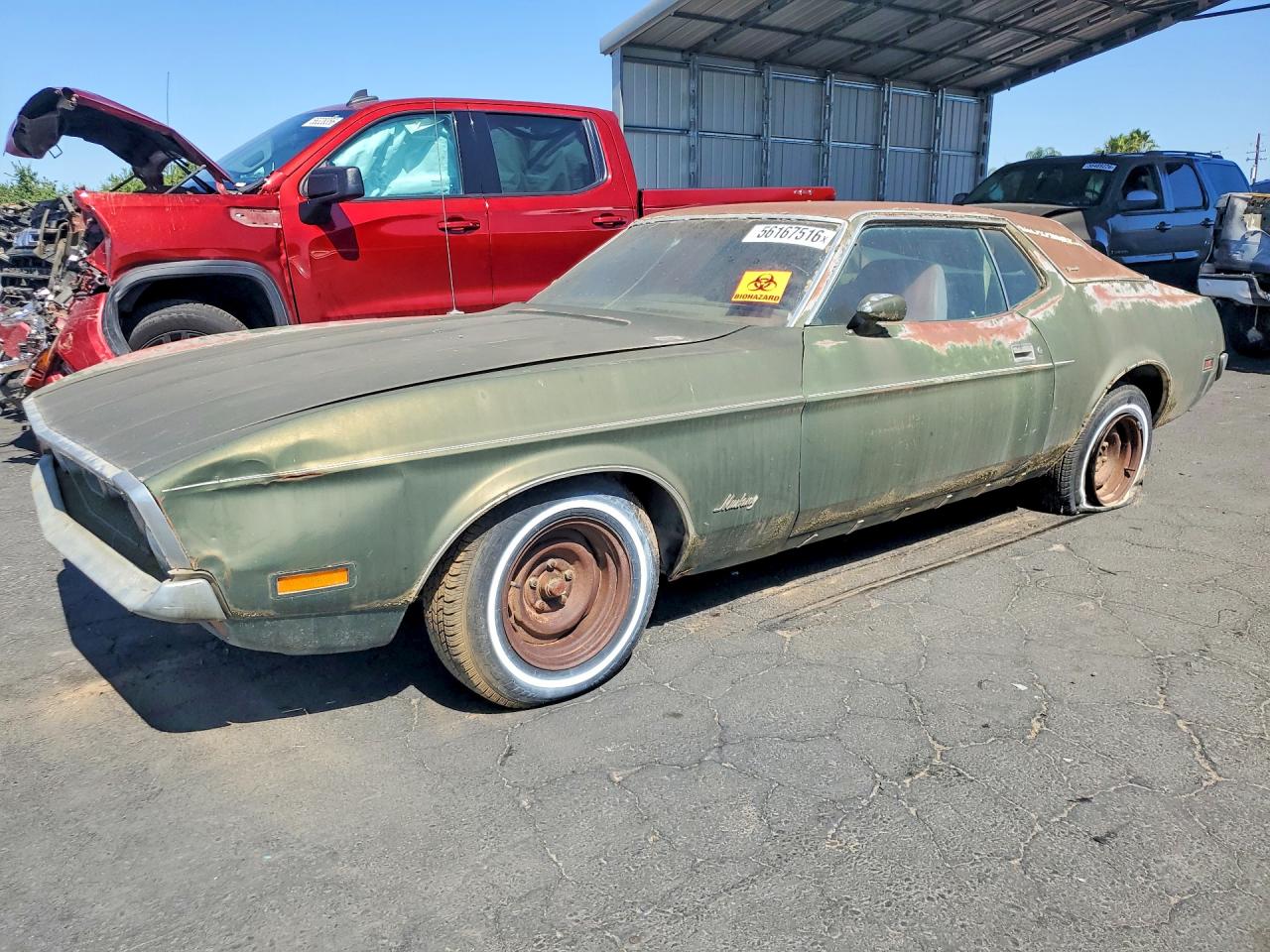 Salvage Ford Mustang Image