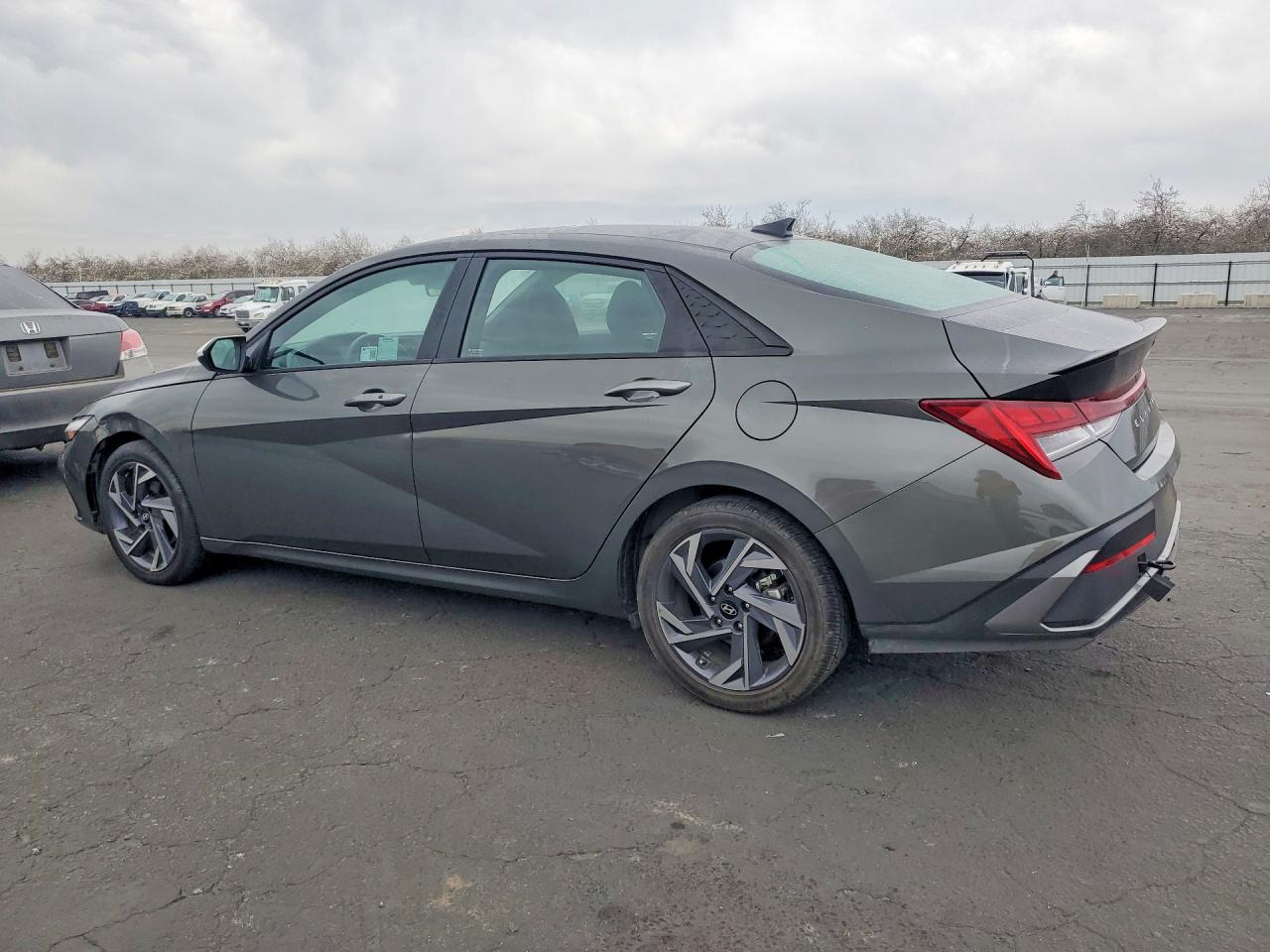 Hyundai ELANTRA Blue