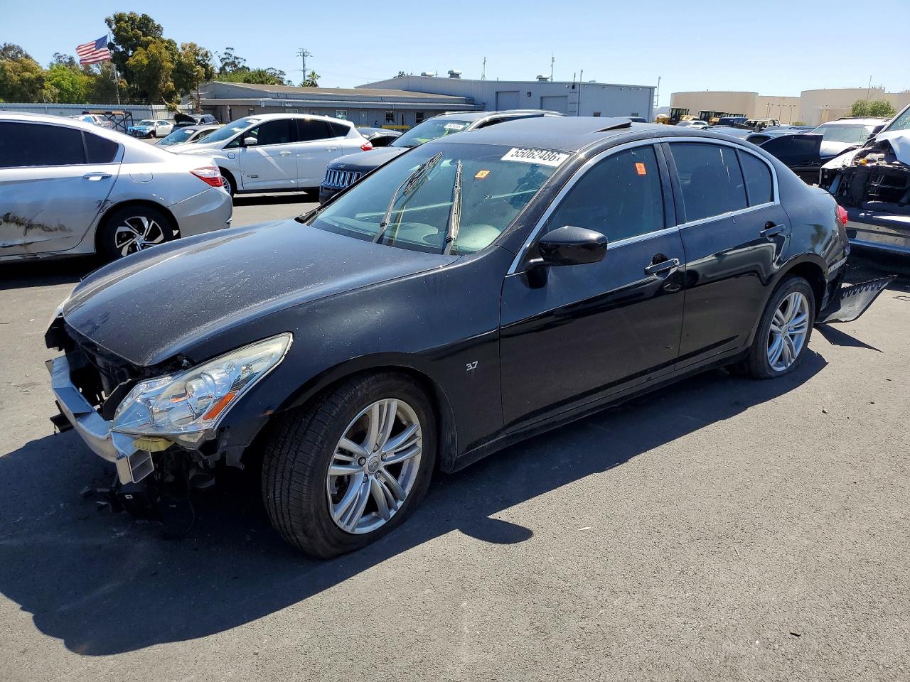Salvage INFINITI Q40 Image
