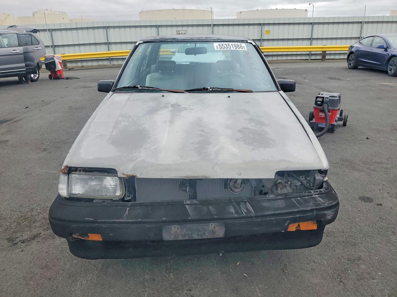 Toyota Corolla Deluxe