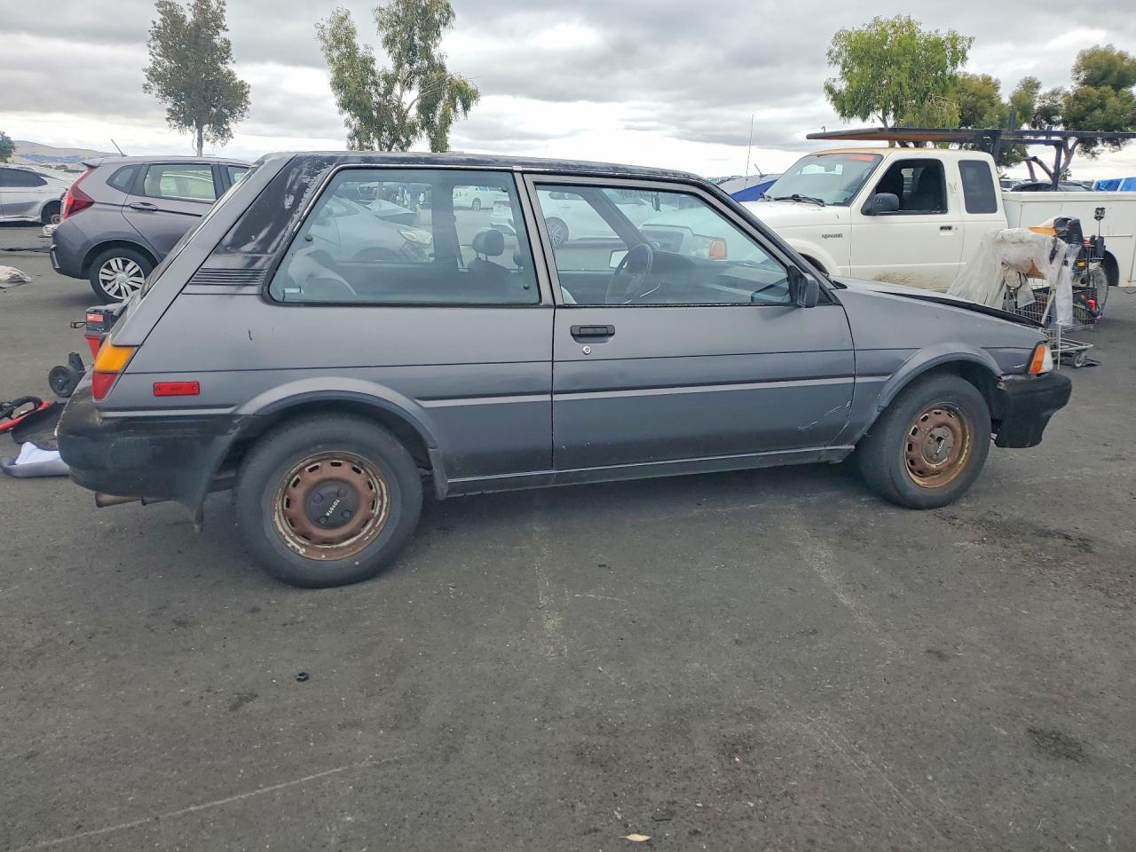 Toyota Corolla Deluxe