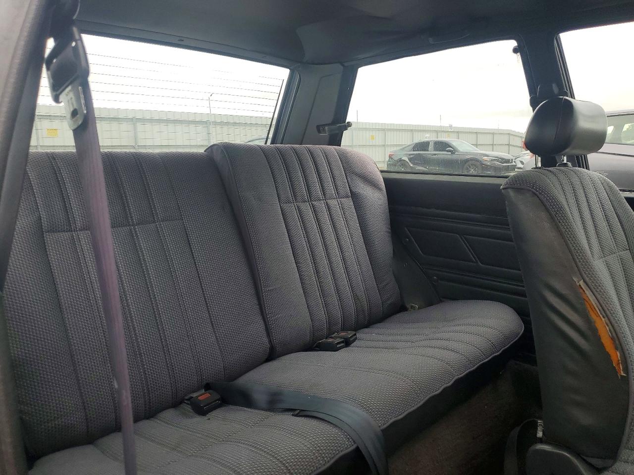 Toyota Corolla Deluxe