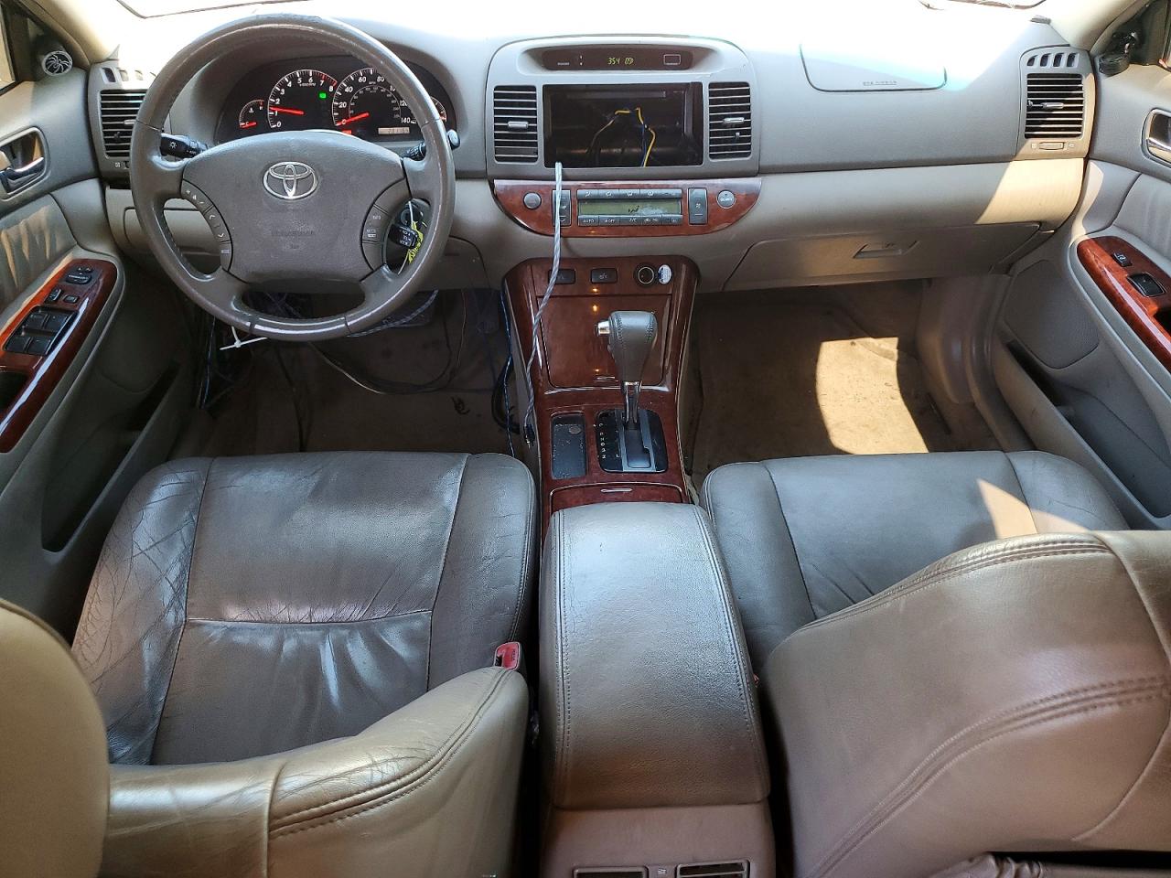 Toyota Camry Xle V6