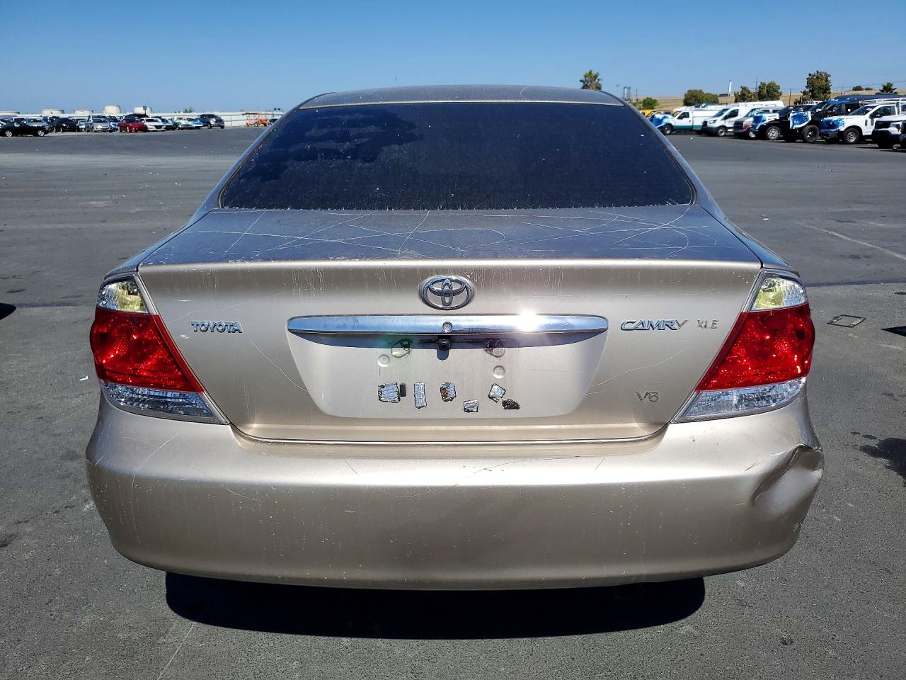 Toyota Camry Xle V6