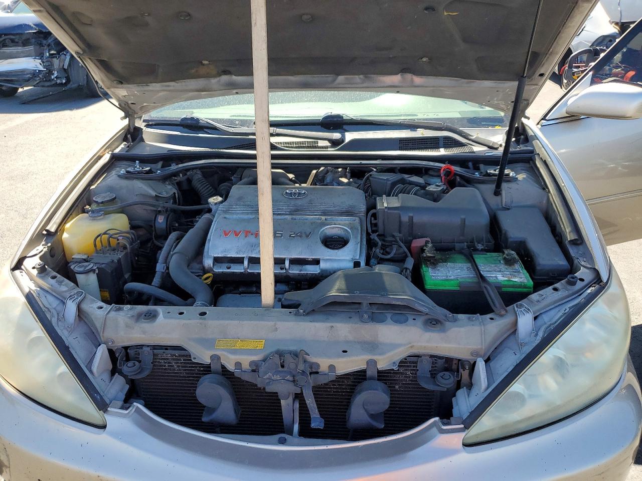 Toyota Camry Xle V6