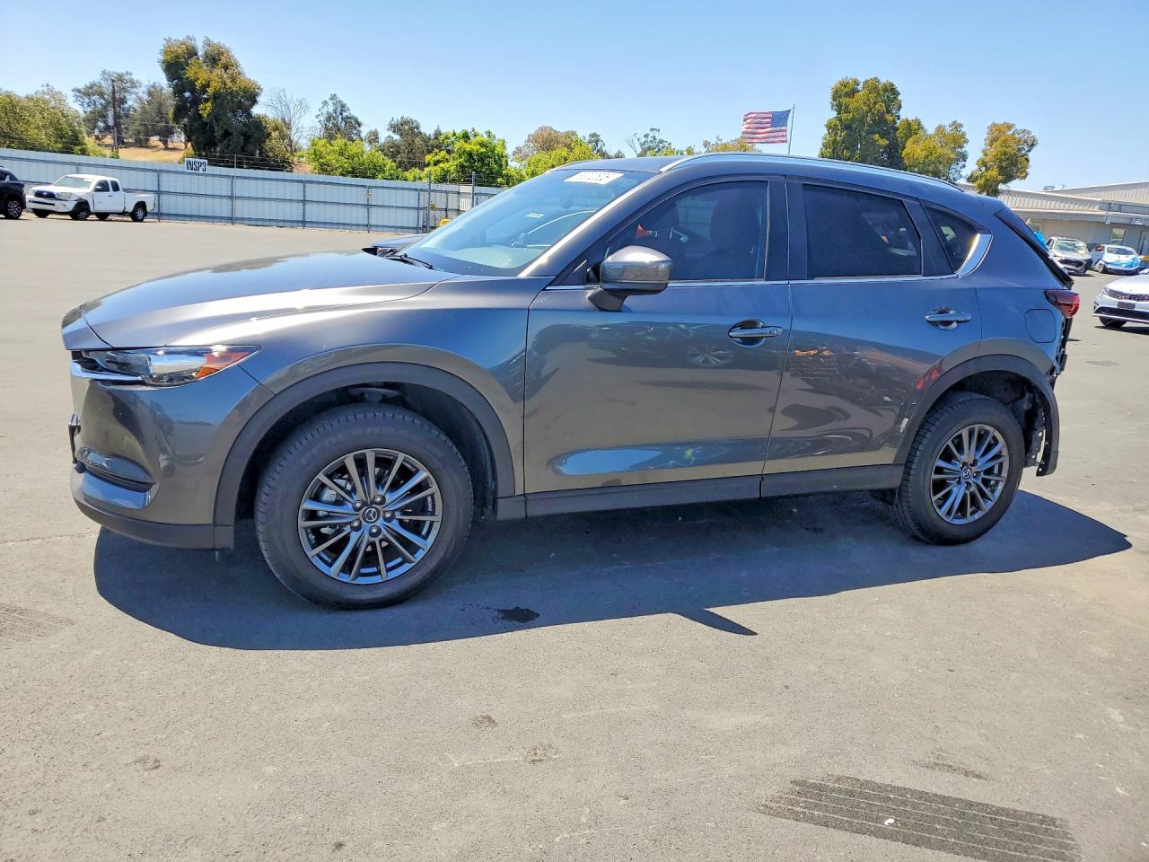 Salvage Mazda Cx Image