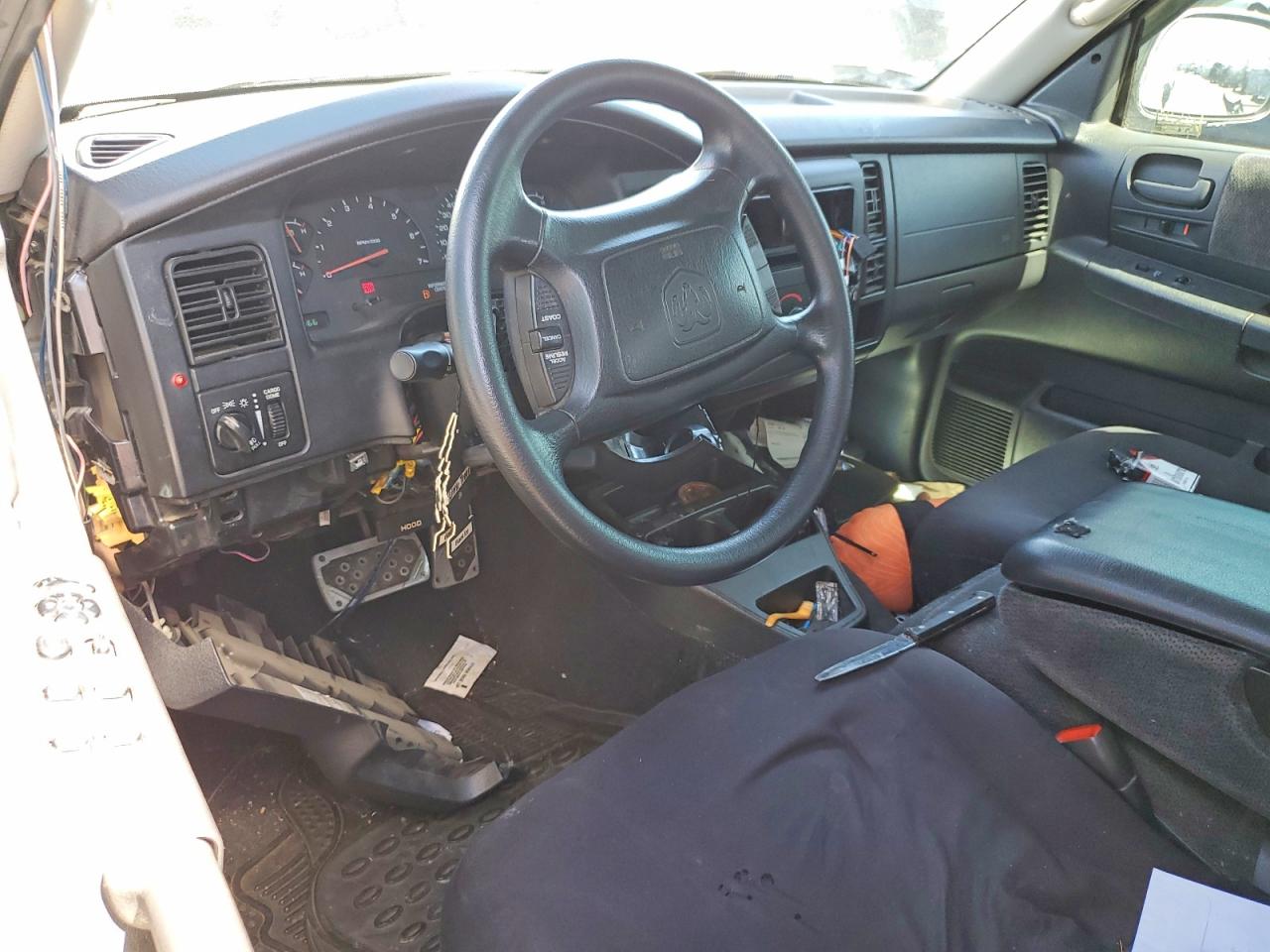 Dodge Dakota Quad Slt
