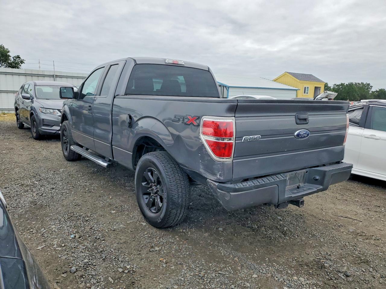 Ford F-150 Super Cab
