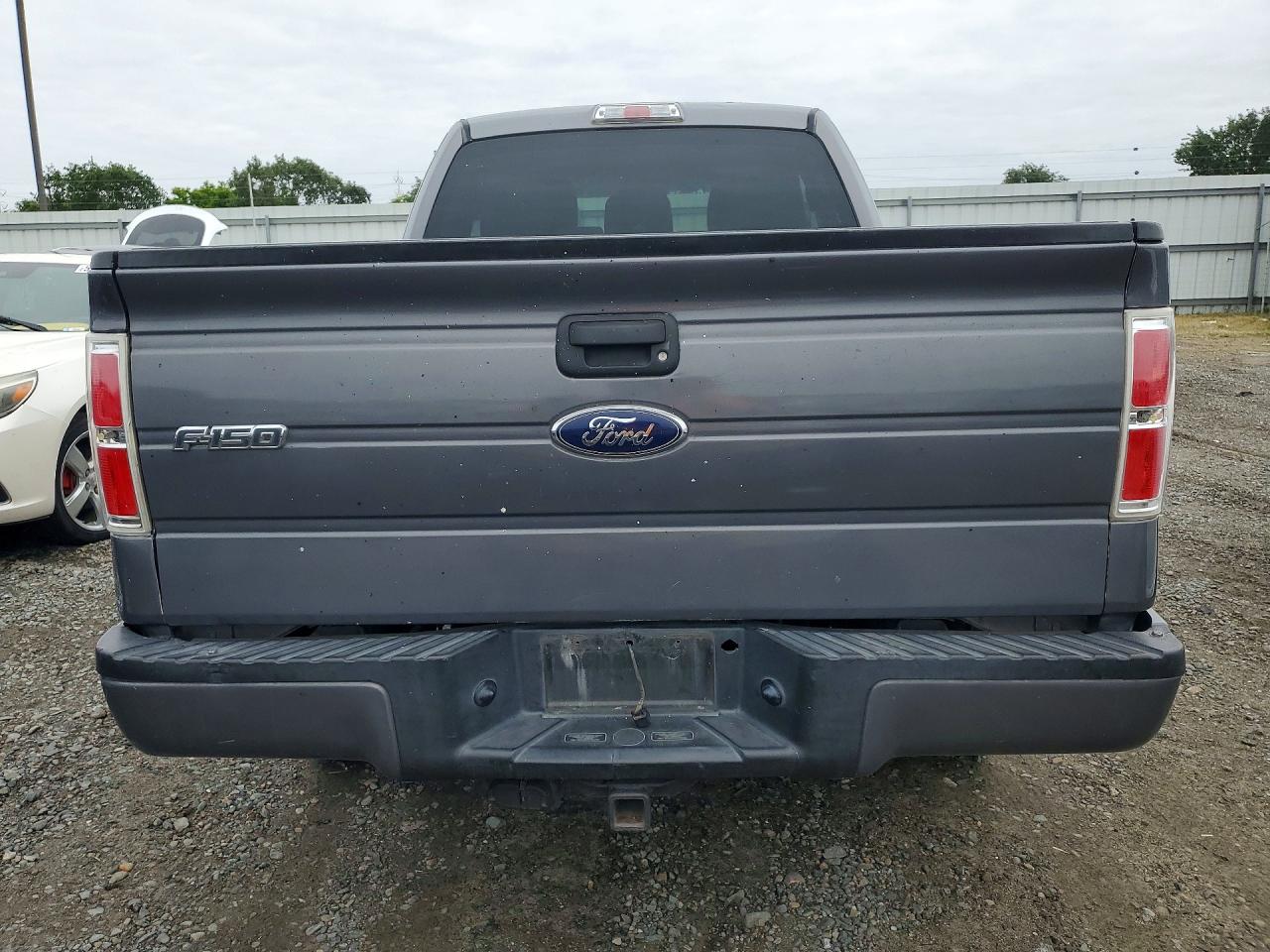 Ford F-150 Super Cab