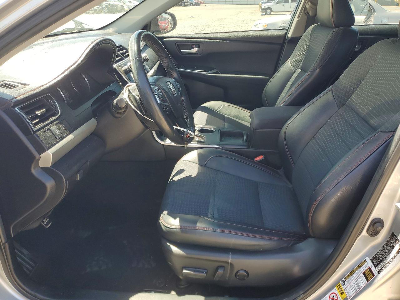 Toyota Camry Se