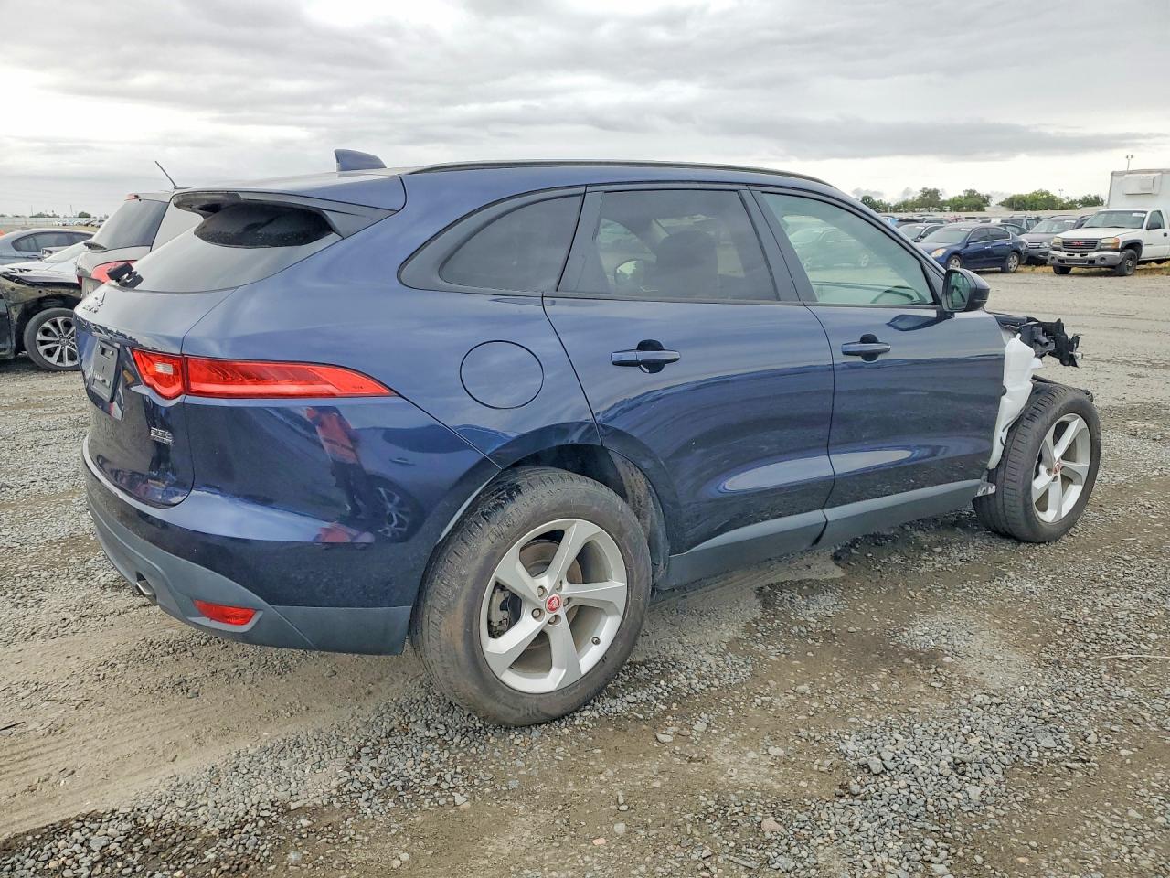 Jaguar F-PACE Premium